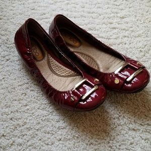 Me Too Ruby Red Ballet Flats Size 7.5 NWOT